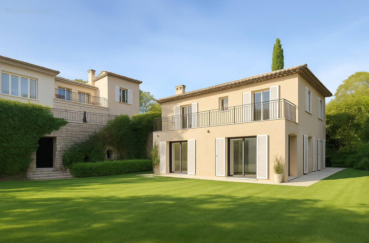 Appartement à MOUANS-SARTOUX