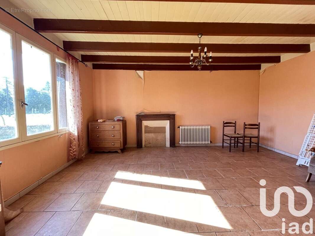 Photo 4 - Maison à MAIRE-LEVESCAULT