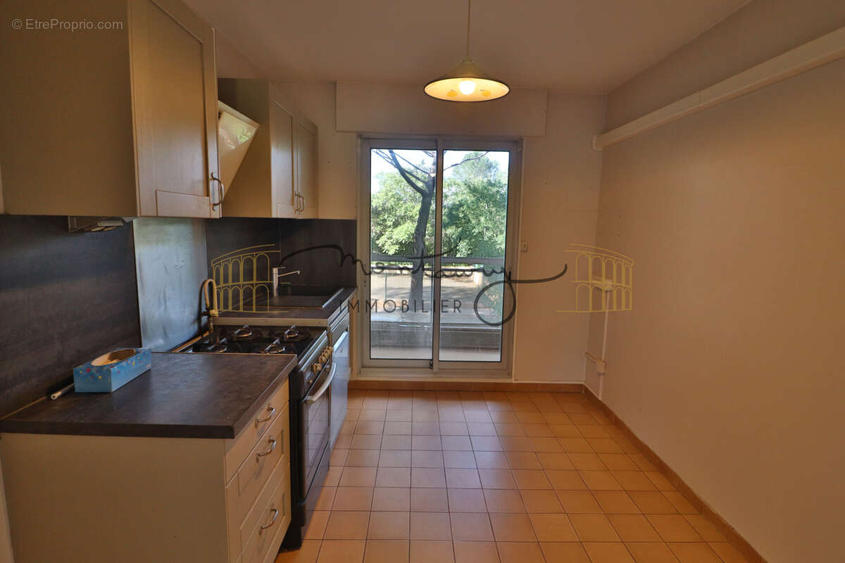 Appartement à NIMES