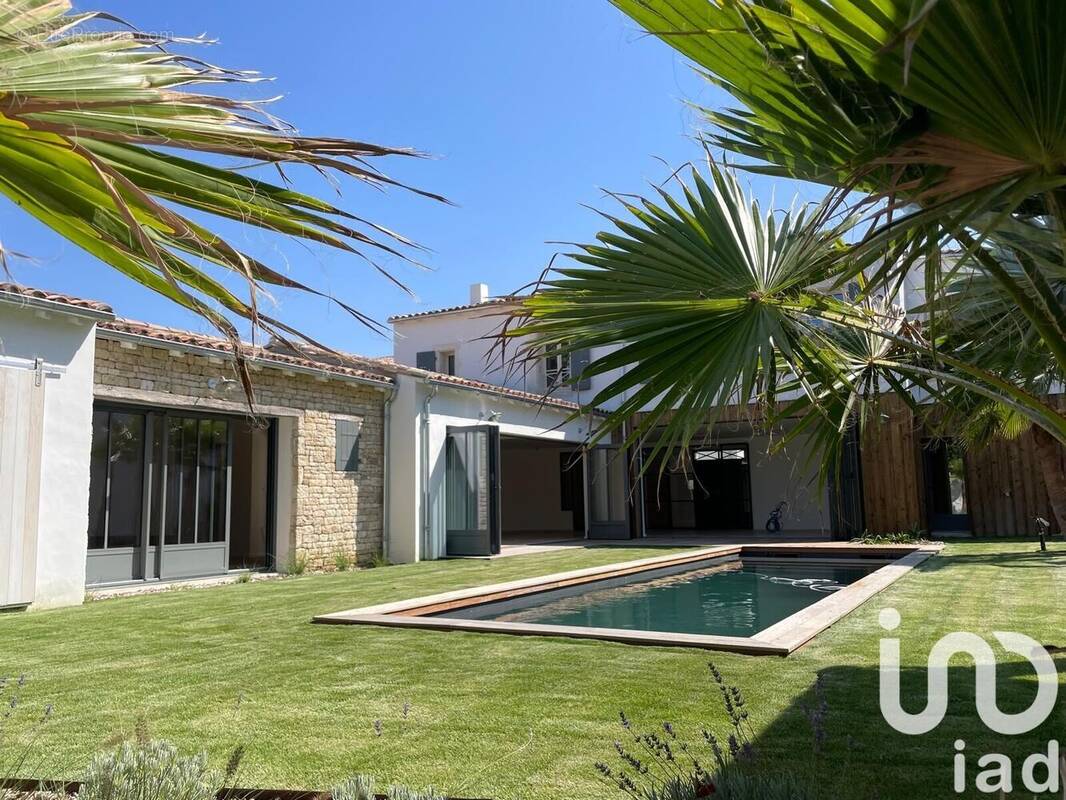 Photo 1 - Maison à SAINT-MARTIN-DE-RE