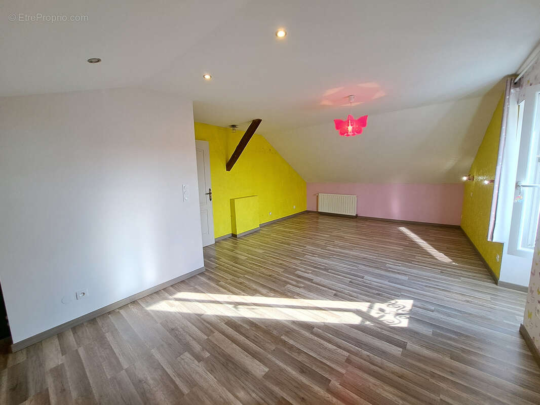 Maison à SAINT-BONNET