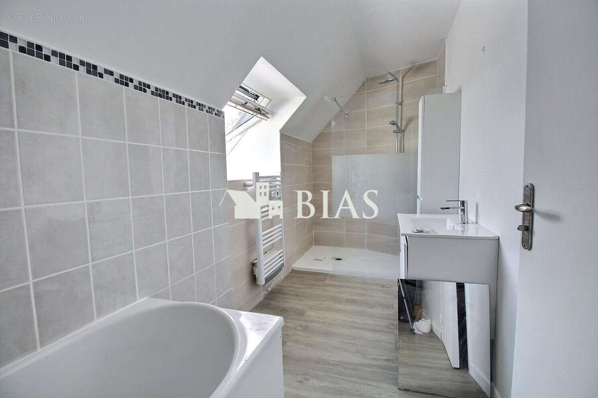 Maison à ANNEVILLE-AMBOURVILLE