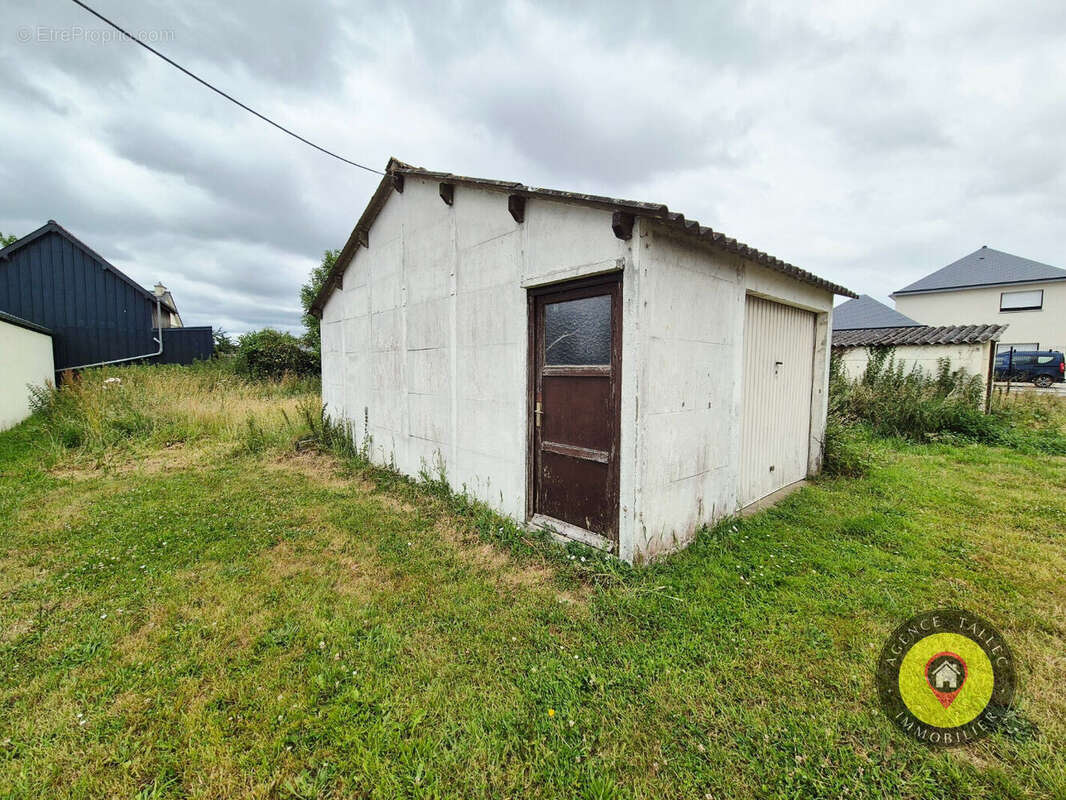 Terrain à PLEURTUIT