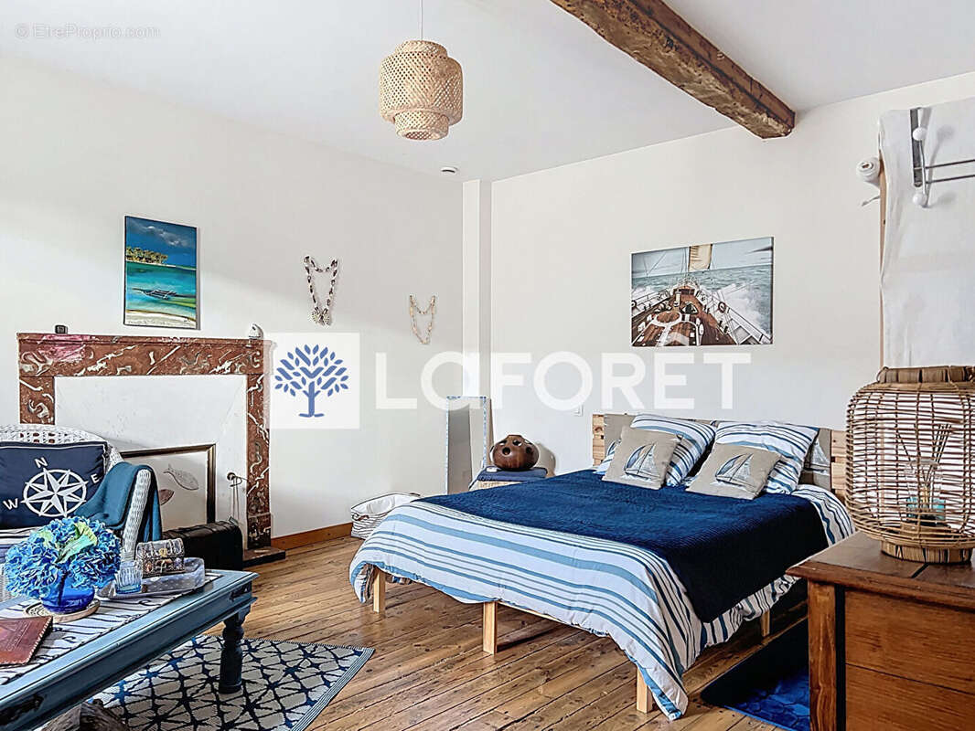 Maison à ASSAIS-LES-JUMEAUX