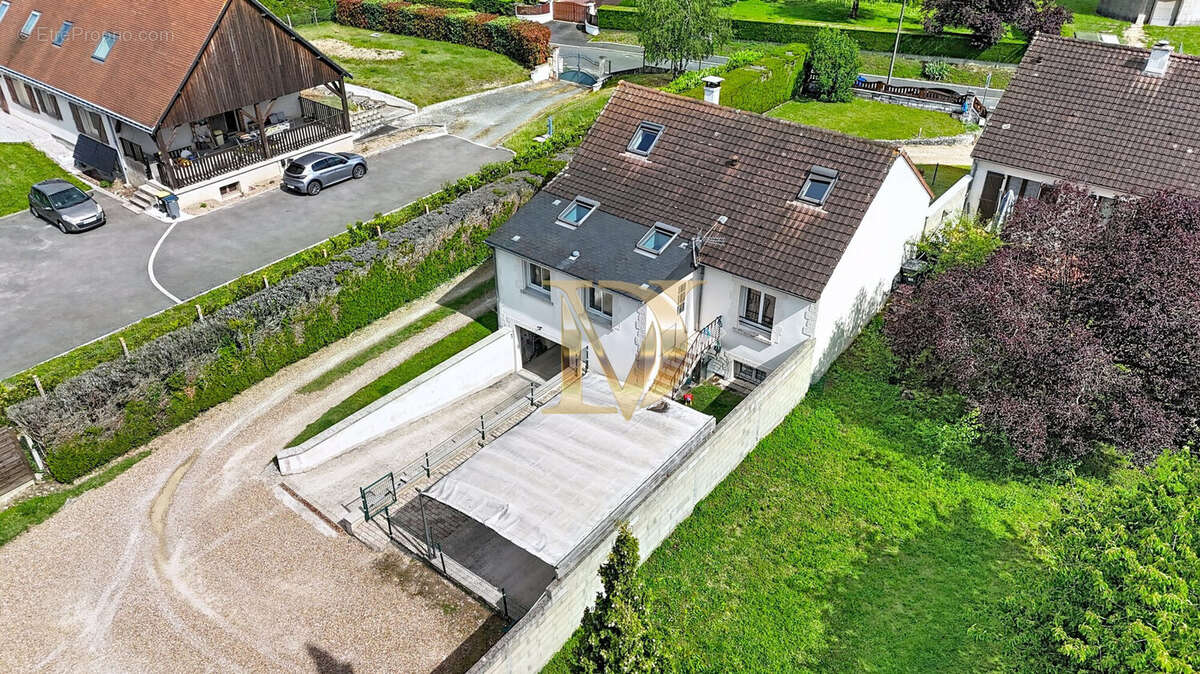 Maison à FRANCUEIL