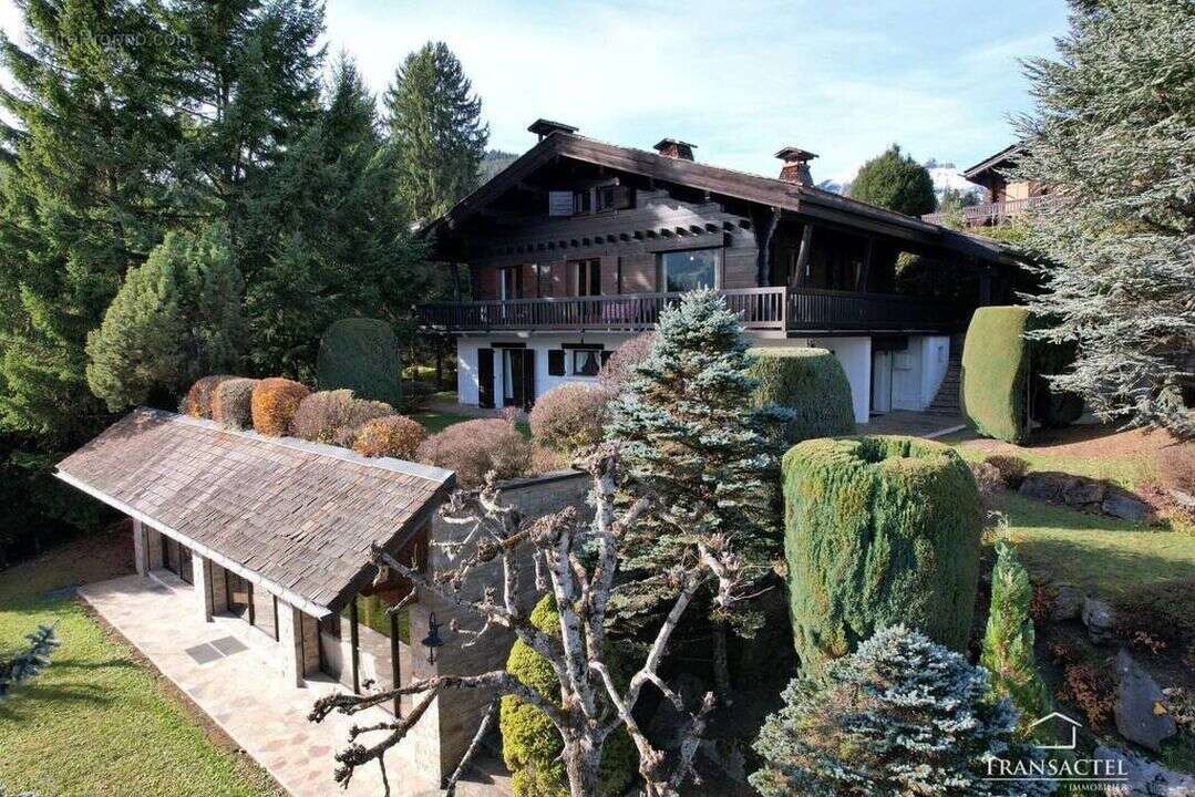 Maison à COMBLOUX
