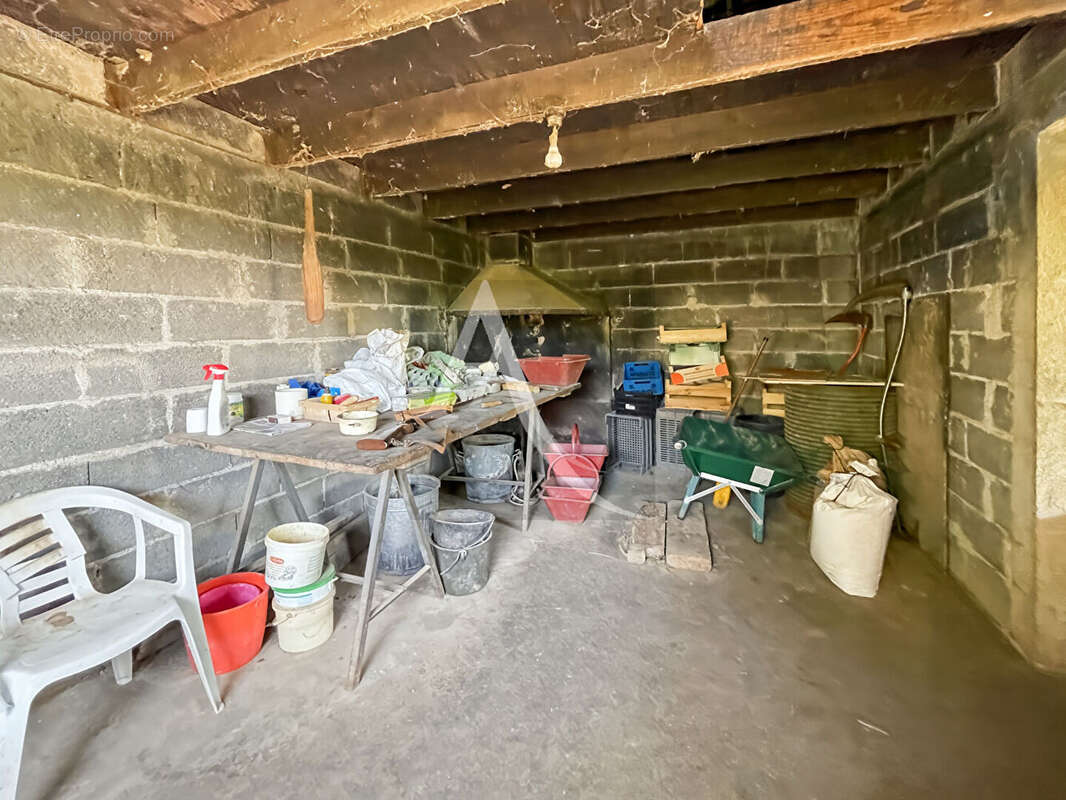 Maison avec dépendance et joli terrain - 3 chambres - photo 14