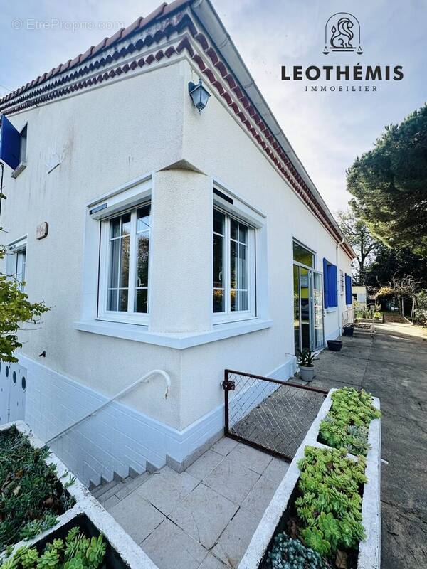 Maison à SAINT-GEORGES-DE-DIDONNE