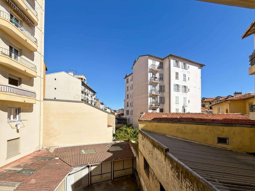 NICE Magnan 2/3P 54m² Traversant Sud Nord Cave - photo 9