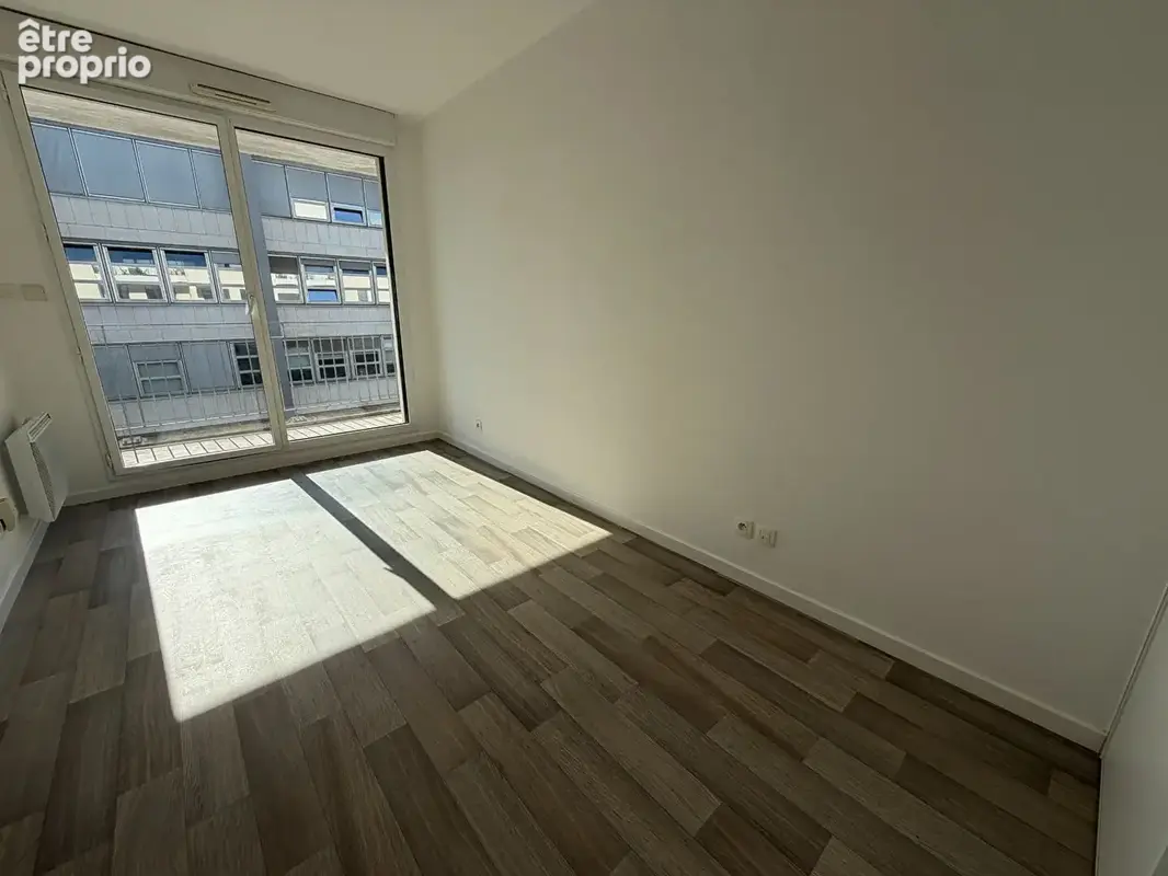 Appartement 4 pièce(s) 91.34 m2 QUARTIER CENTRE VILLE - photo 4