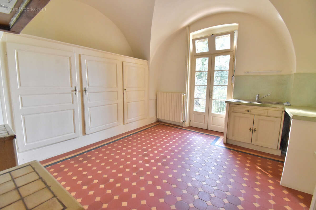 Maison à DORNES