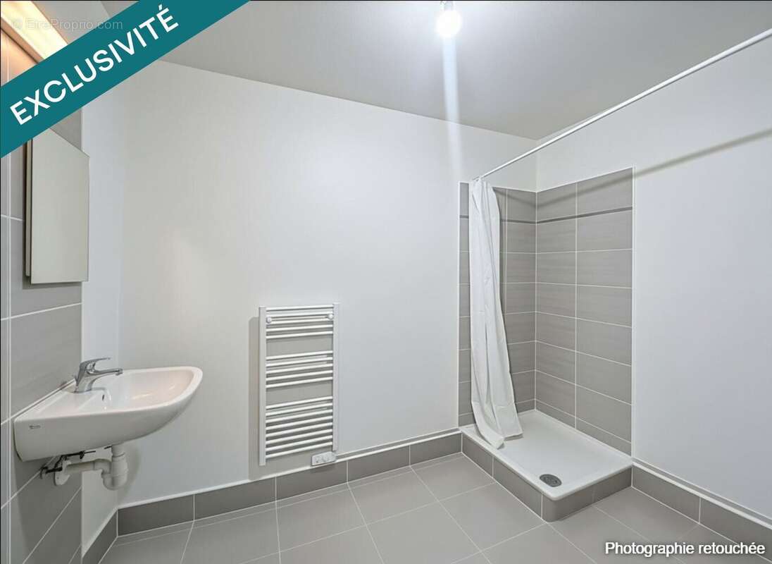 Photo 8 - Appartement à ROQUEBRUNE-SUR-ARGENS