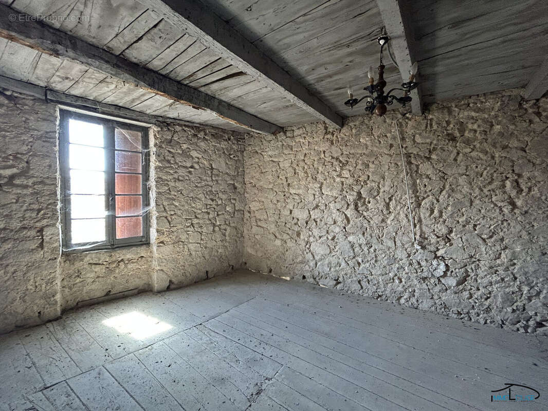 Maison 90 m² à Peyrusse-Le-Roc  - photo 3