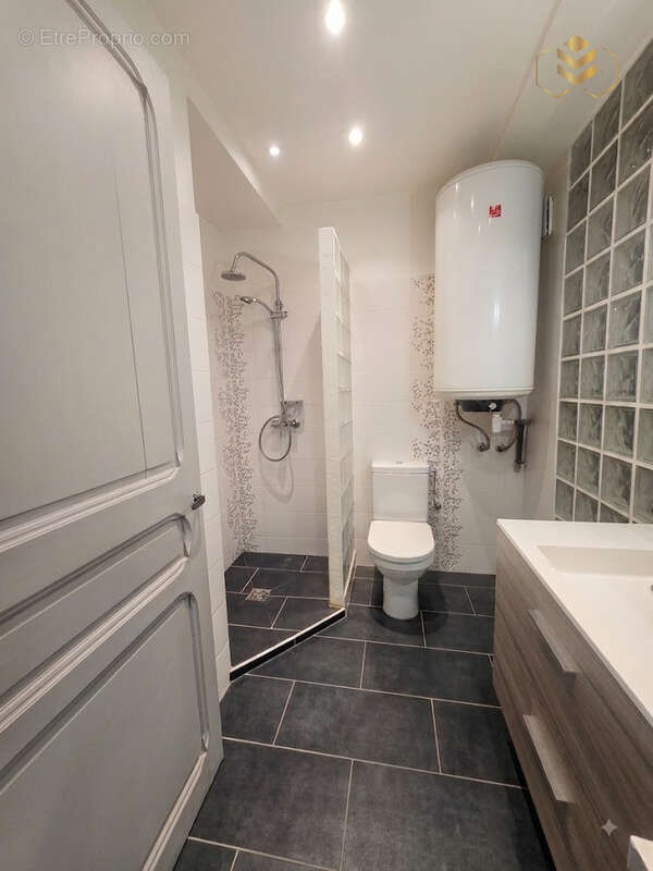 Menton - le pied a terre ideal dans un vrai palace de renom - photo 5