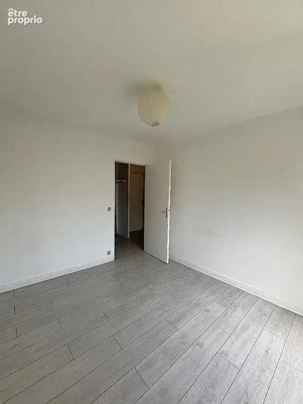 Appartement Le Kremlin Bicetre 2 pièce(s) 47.72 m2 - photo 7