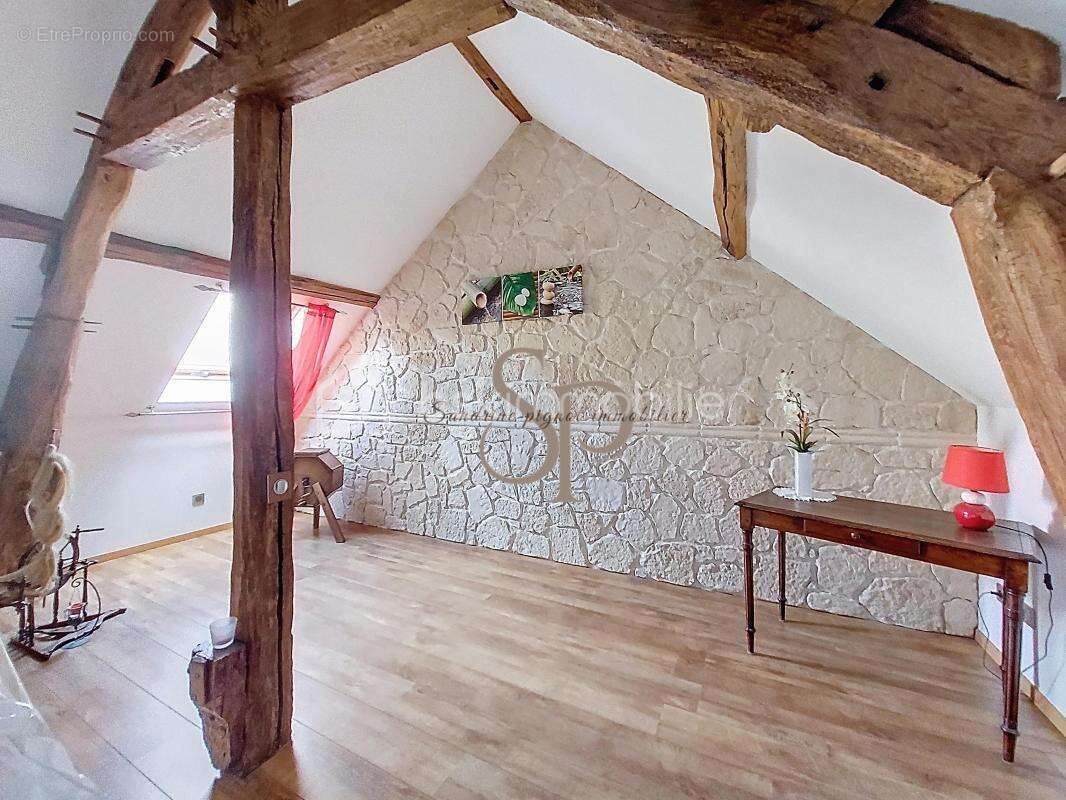 Maison à MISY-SUR-YONNE