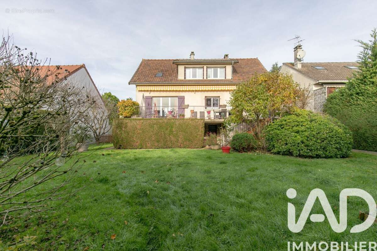 Photo 2 - Maison à PONTAULT-COMBAULT