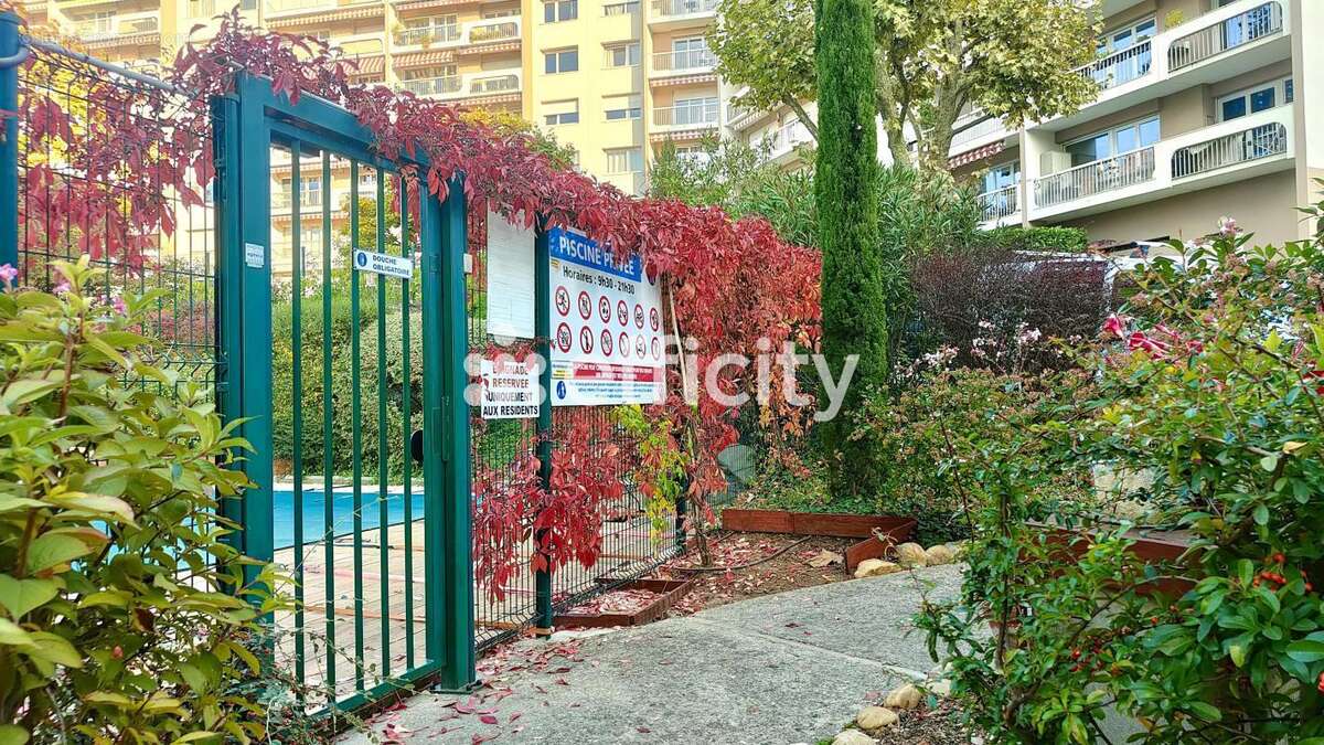 Appartement à TASSIN-LA-DEMI-LUNE