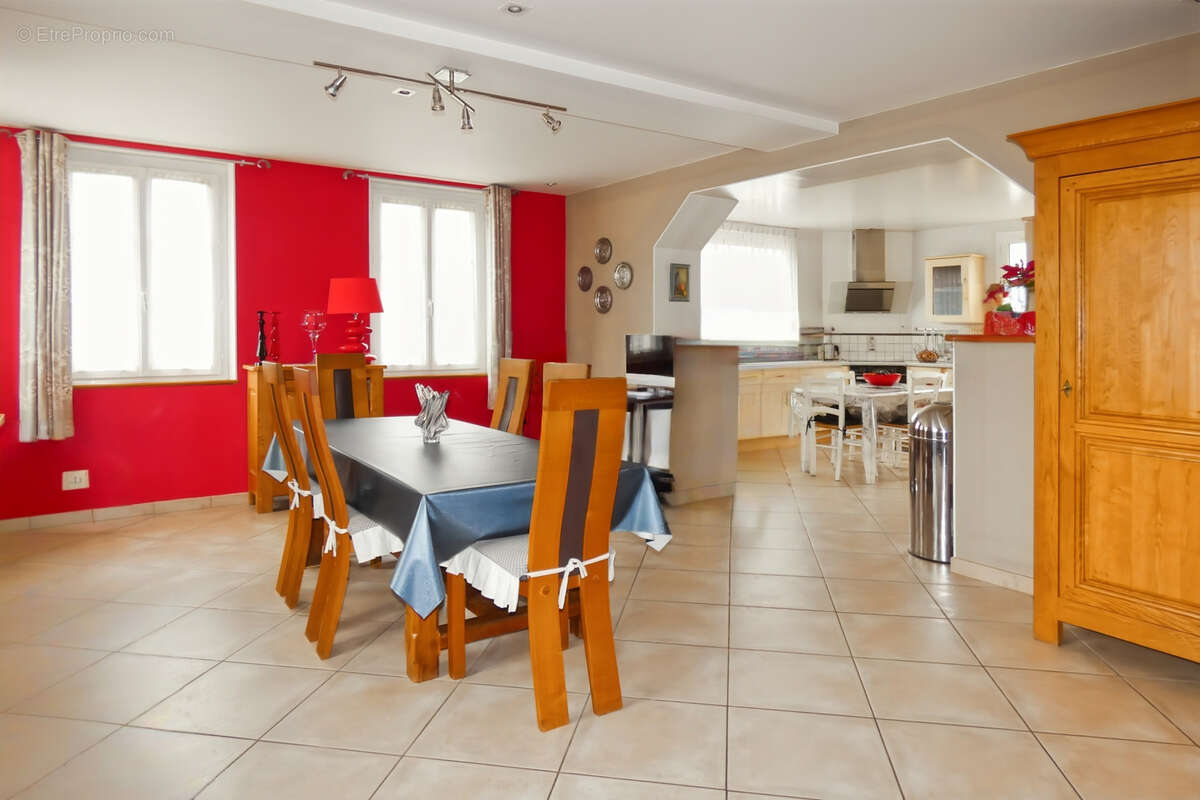Maison à TOSNY