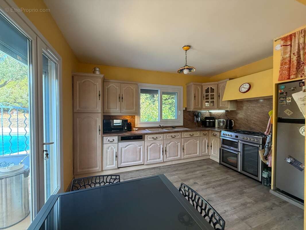 Maison à vendre 5 pièces  terrain, piscine LAVAL PRADEL (30) - photo 4