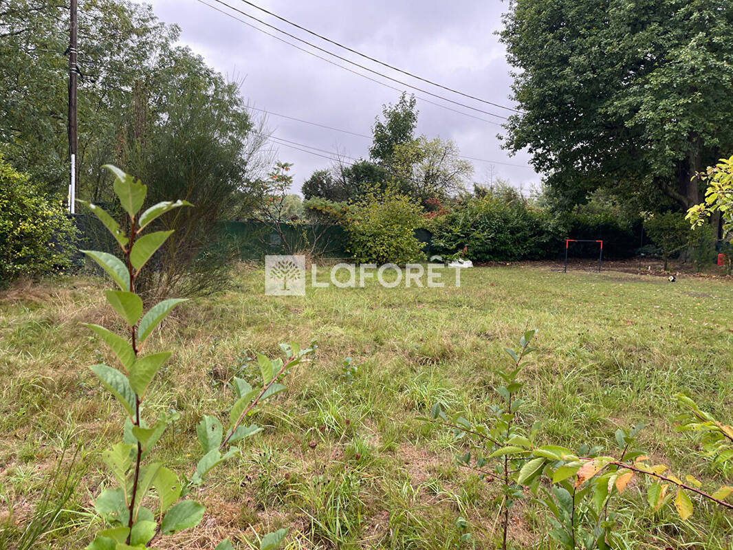 Terrain à VILLECRESNES