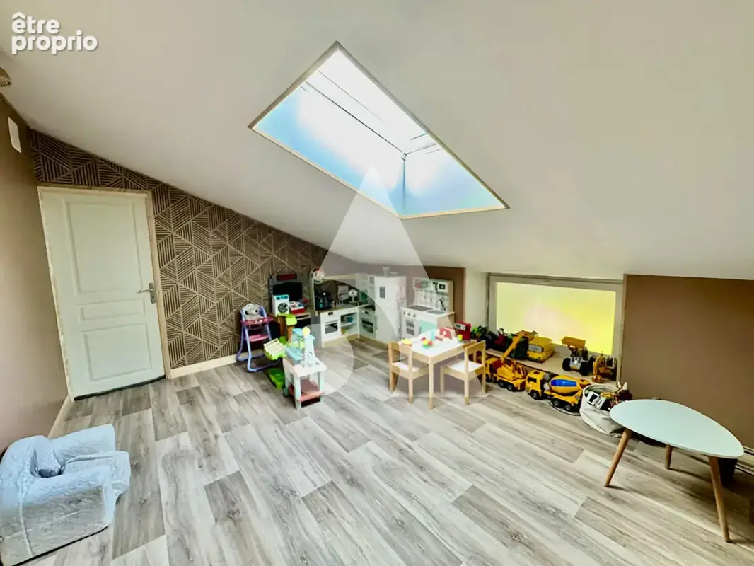 Maison familiale 7 pièces 155m² + dépendance de 57m² - Beaufremont - photo 11