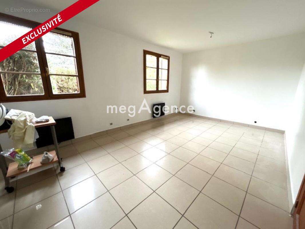 Pavillon familial proche de toutes les commodites - photo 2