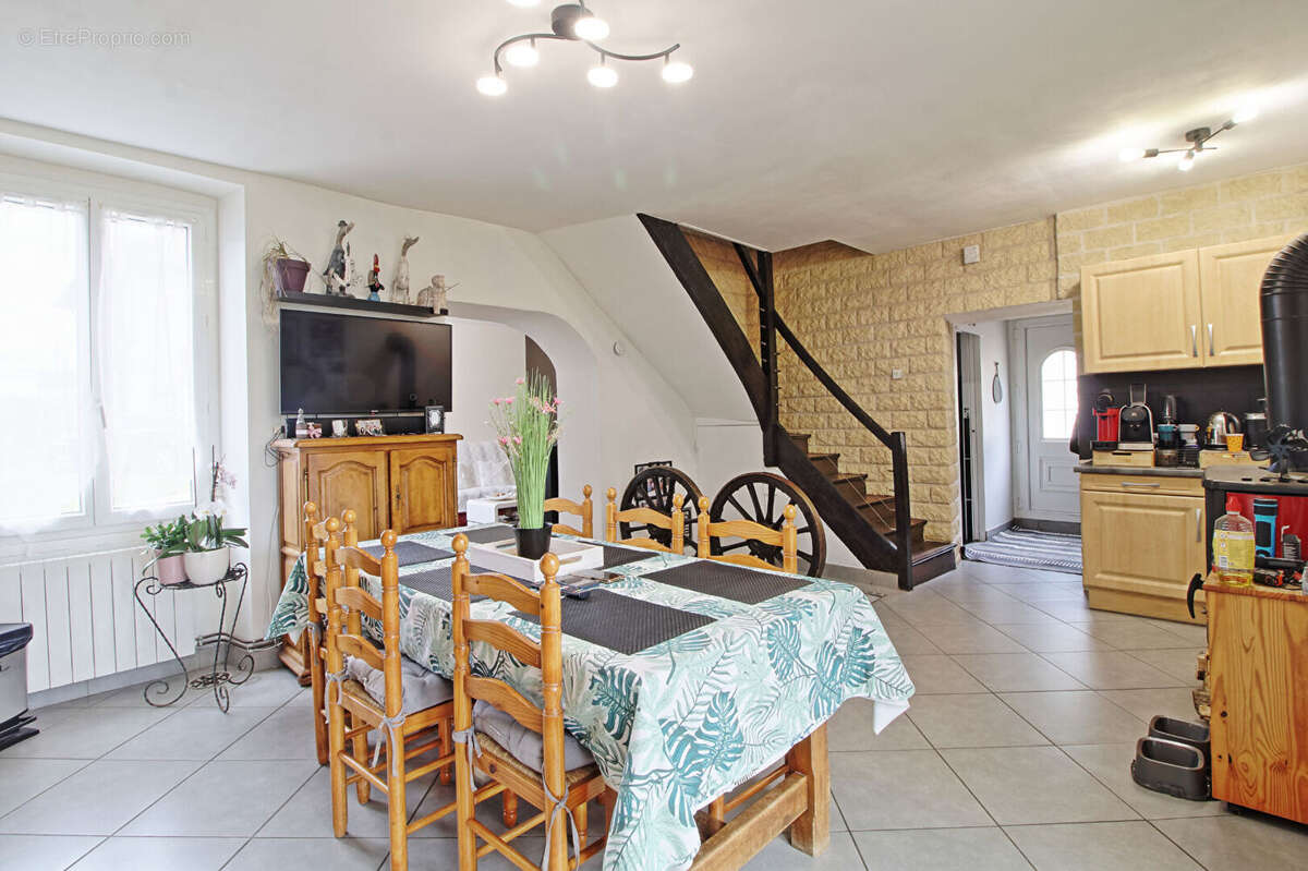 Maison à LE GRAND-LEMPS