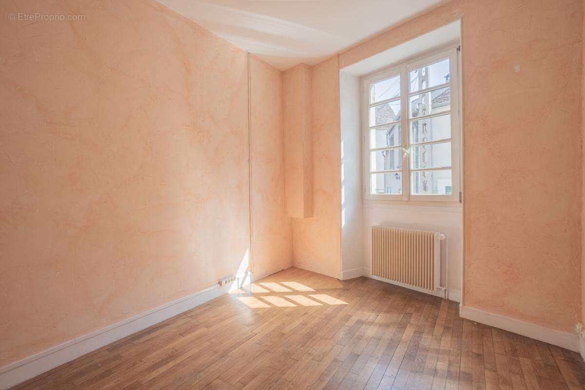 Maison - 97 m² - Moret-Loing-et-Orvanne (77) - photo 5