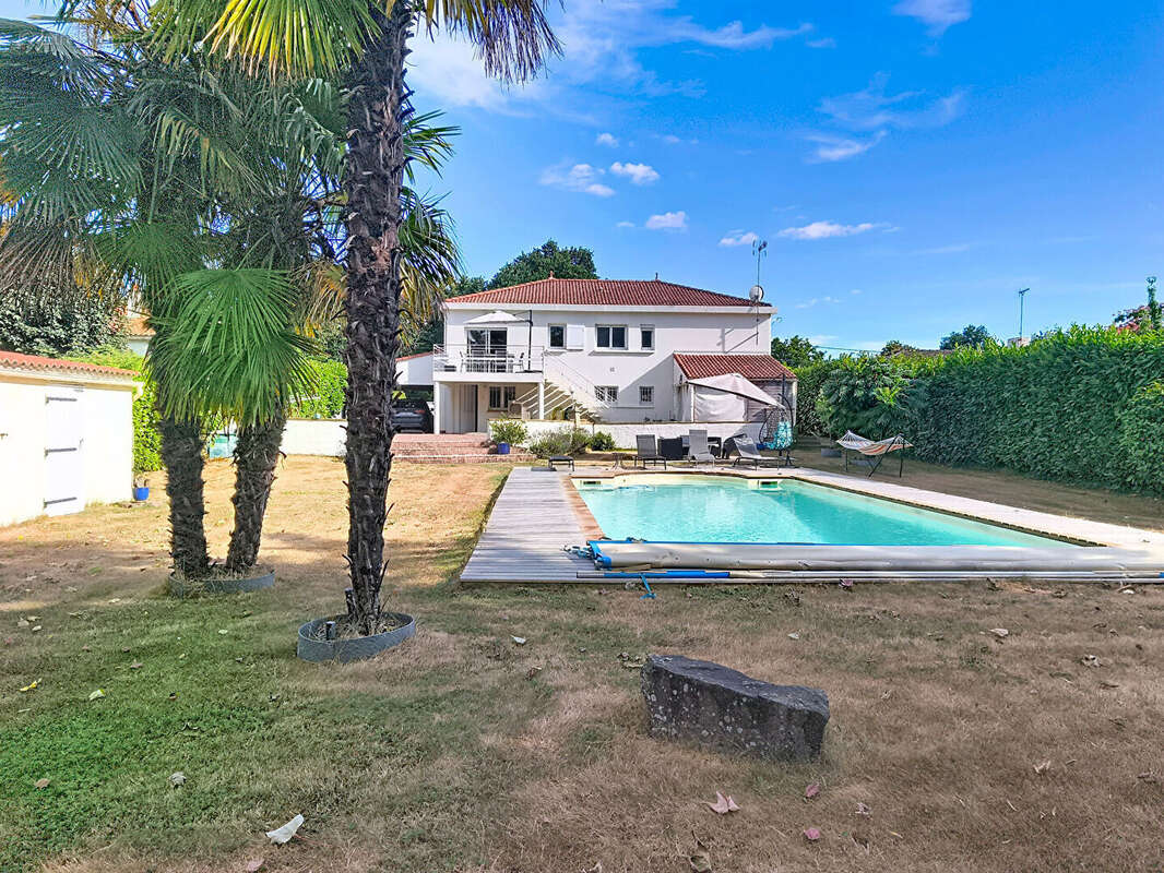 Maison à LE POIRE-SUR-VIE