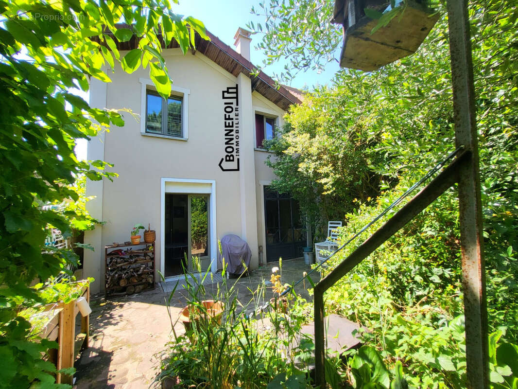 Maison à CHAMPIGNY-SUR-MARNE