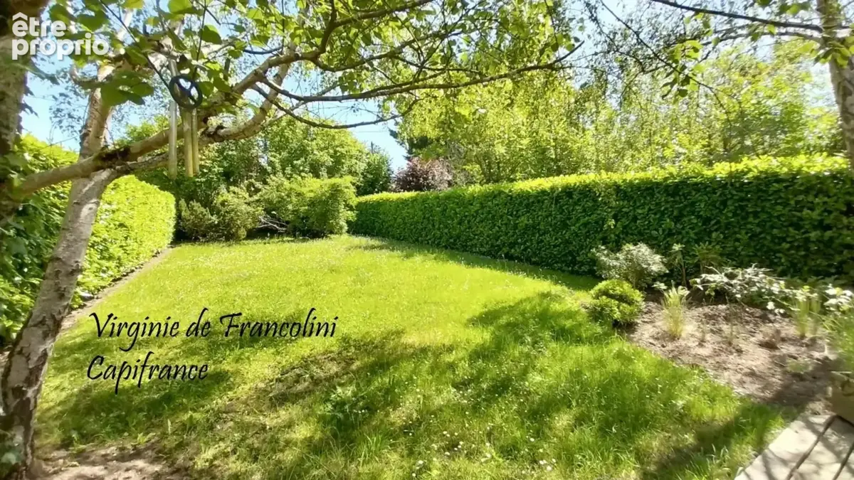 Sucy-en-Brie, Maison d'exception, parcelle de 800m², 259m² au sol, 4 chambres, 3 terrasses, jardin, garage, sous-sol - photo 5