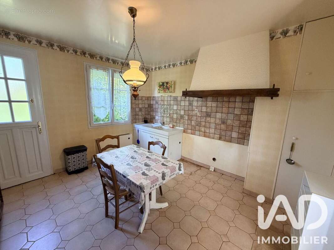 Maison 127 m² à Rouilly  - photo 6