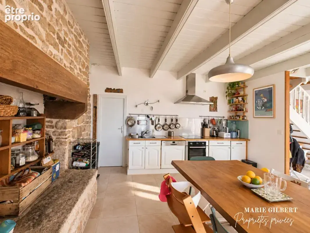 Exclusivité ! plomeur / la torche, maison en pierre avec 126 m² de dépendances, 3 chambres, terrain de 2 695 m² , proche mer - photo 5