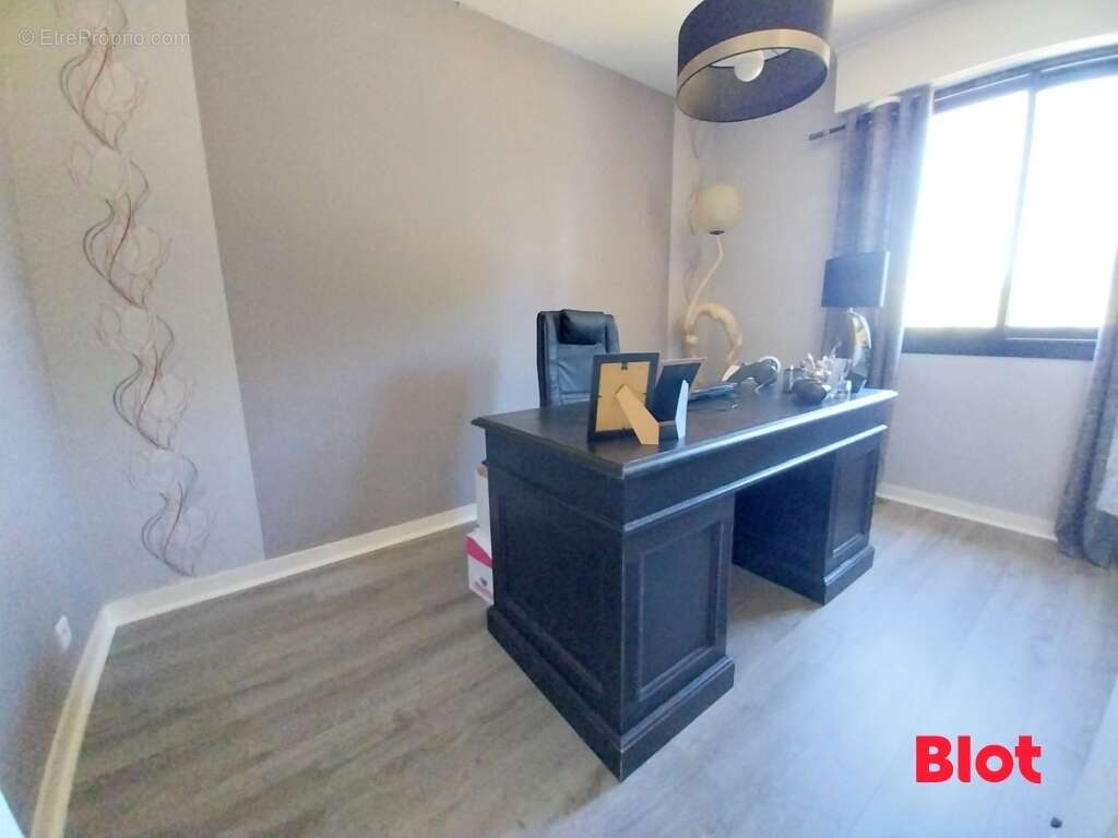Maison 180 m² à Caudan  - photo 7