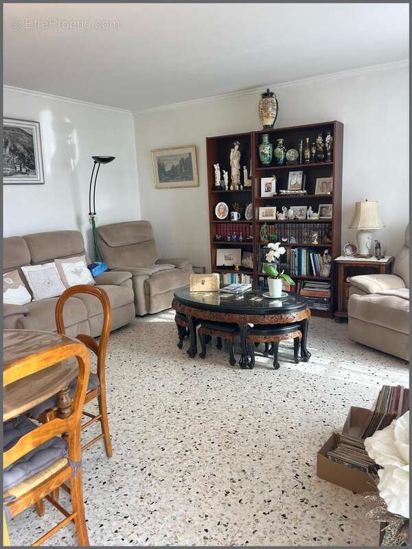 Photo 3 - Appartement à MARSEILLE-13E