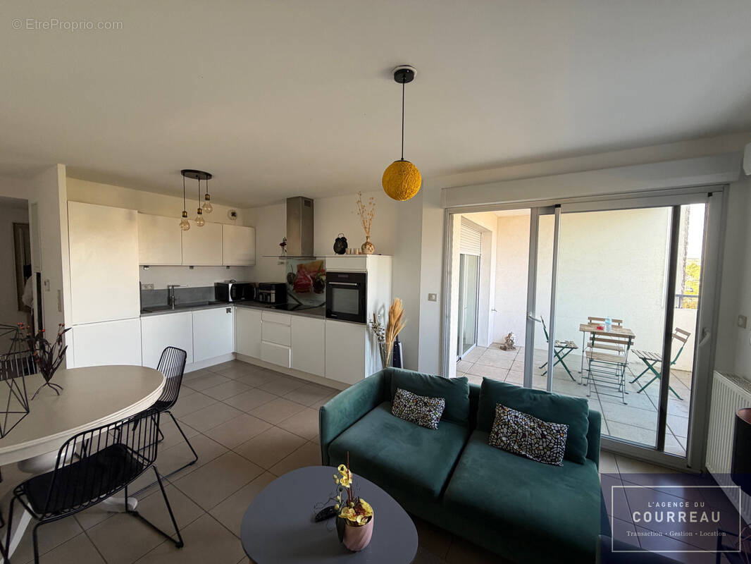 Appartement à JUVIGNAC