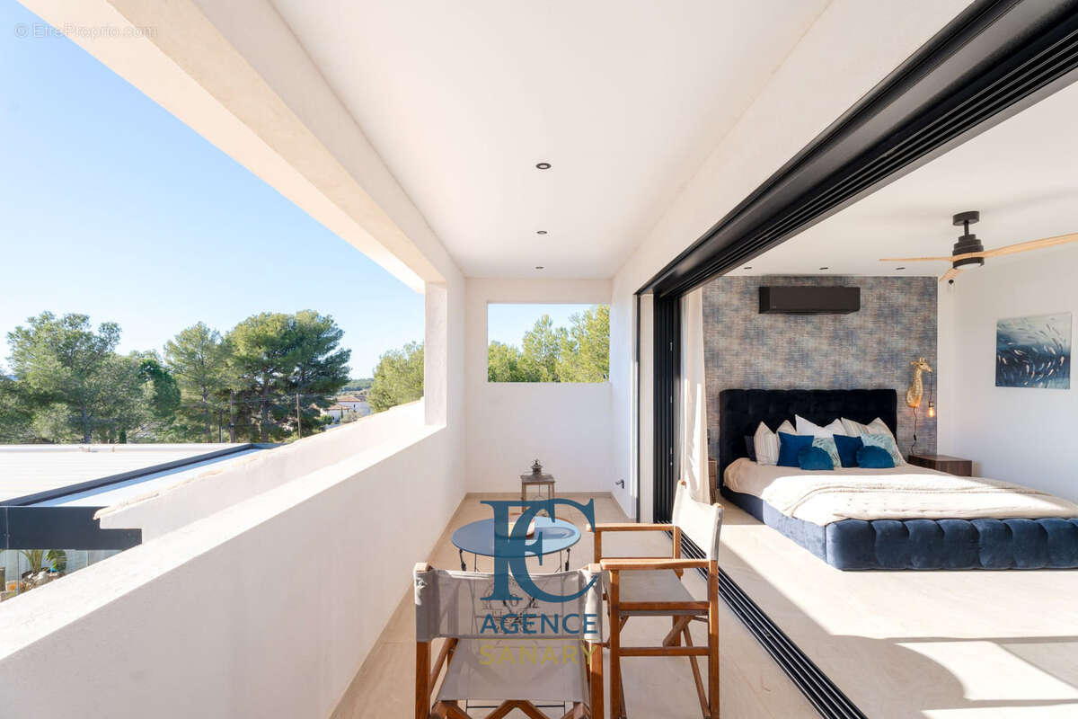 Maison à LA CADIERE-D&#039;AZUR