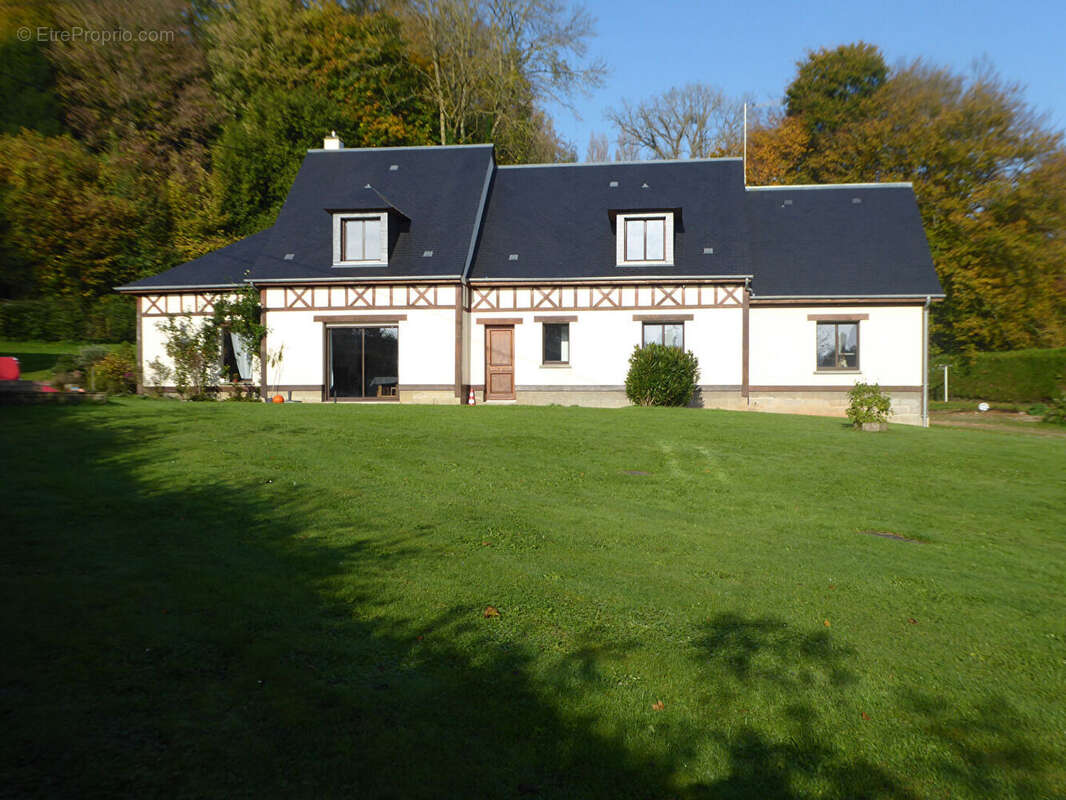 Maison à PONT-L&#039;EVEQUE