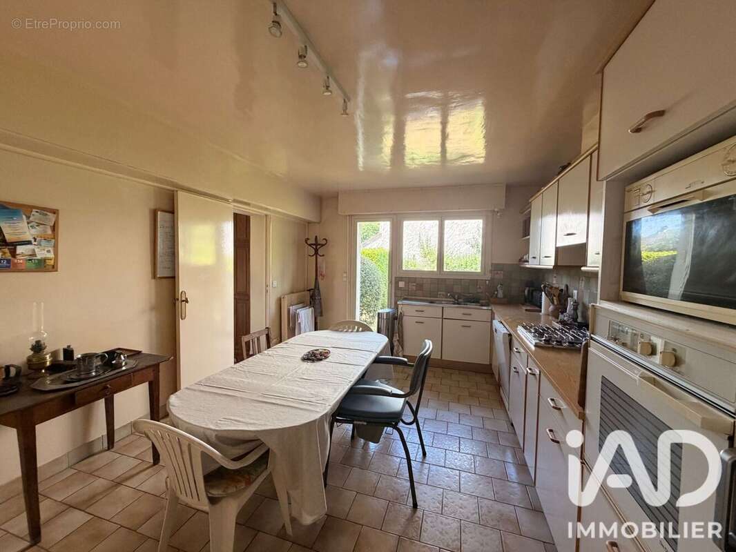 Maison 169 m² à Fourqueux  - photo 6