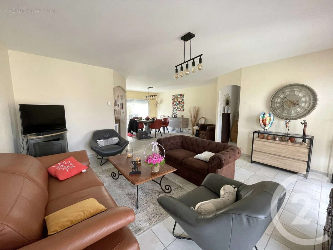 Maison à MESCHERS-SUR-GIRONDE