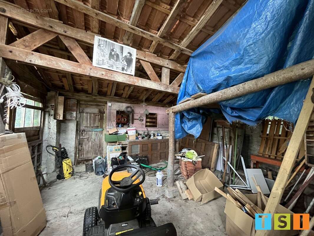 Maison à MONTREJEAU