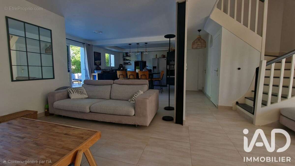 Photo 8 - Maison à LESIGNY