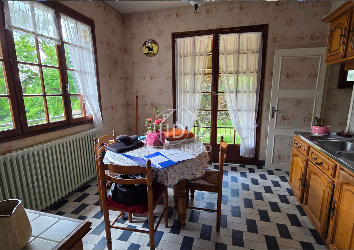 Maison à MONTPON-MENESTEROL