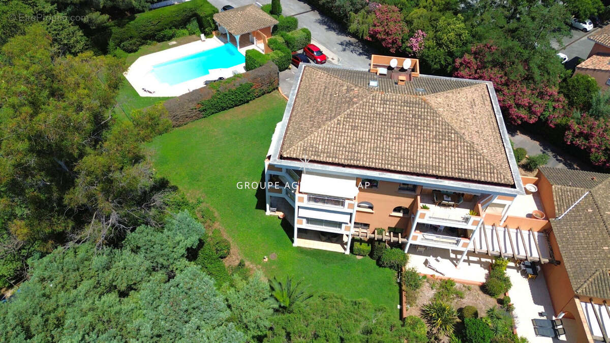 Valescure les golfs appartement 4 pieces dernier etage avec terrasse piscine - photo 7