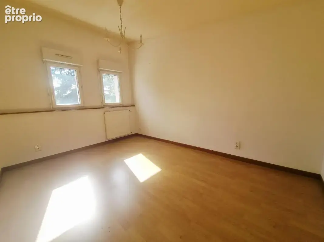 Maison 131 m² à Villars-Les-Dombes  - photo 6