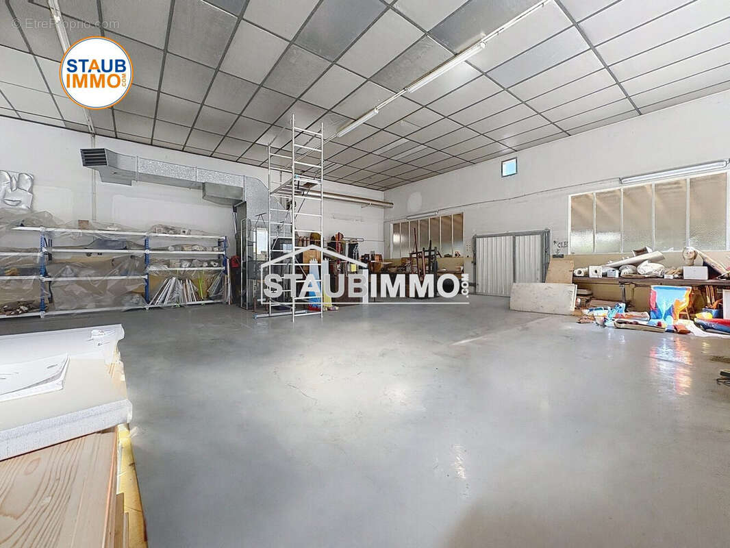 Commerce à SAINT-LOUIS