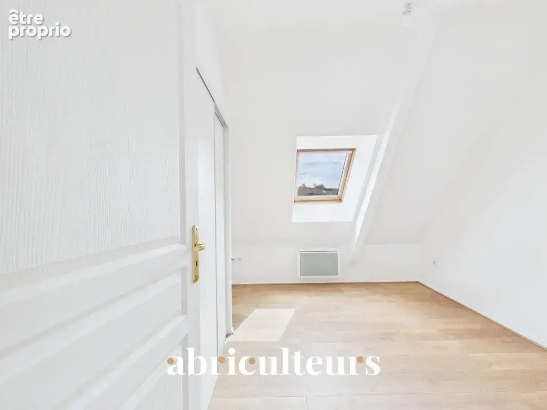 Appartement T2 de caractère au sein d’une ancienne Grange Dîmière en vente à Survilliers (95470) - photo 11