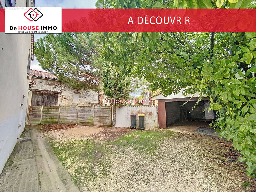 Maison à SAINT-YRIEIX-SUR-CHARENTE