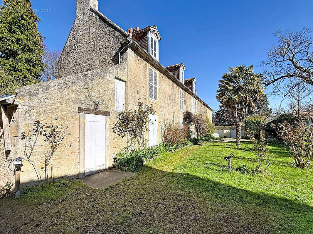 Maison à BIEVILLE-BEUVILLE